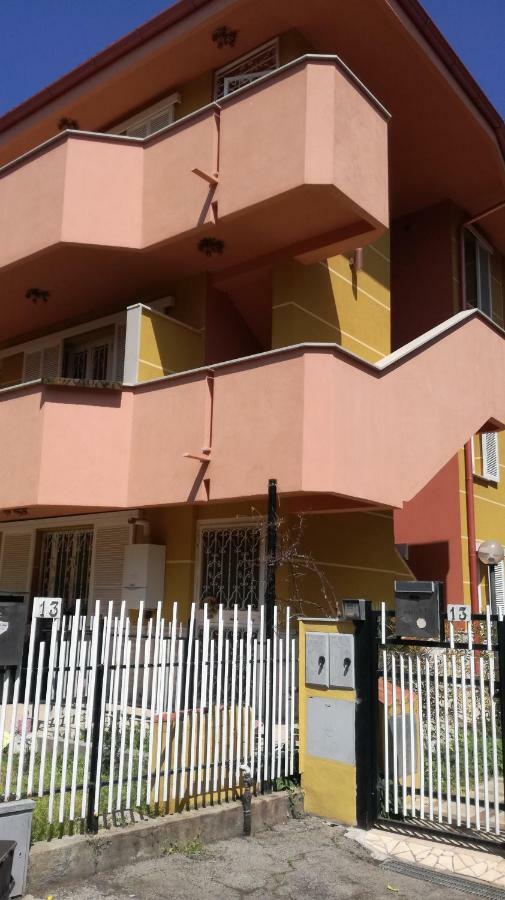 Un'oasi di pace in centro Apartment San Severo Exterior foto